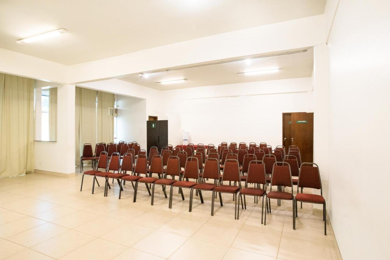 Podium Apart Hotel Varginha  Exterior photo